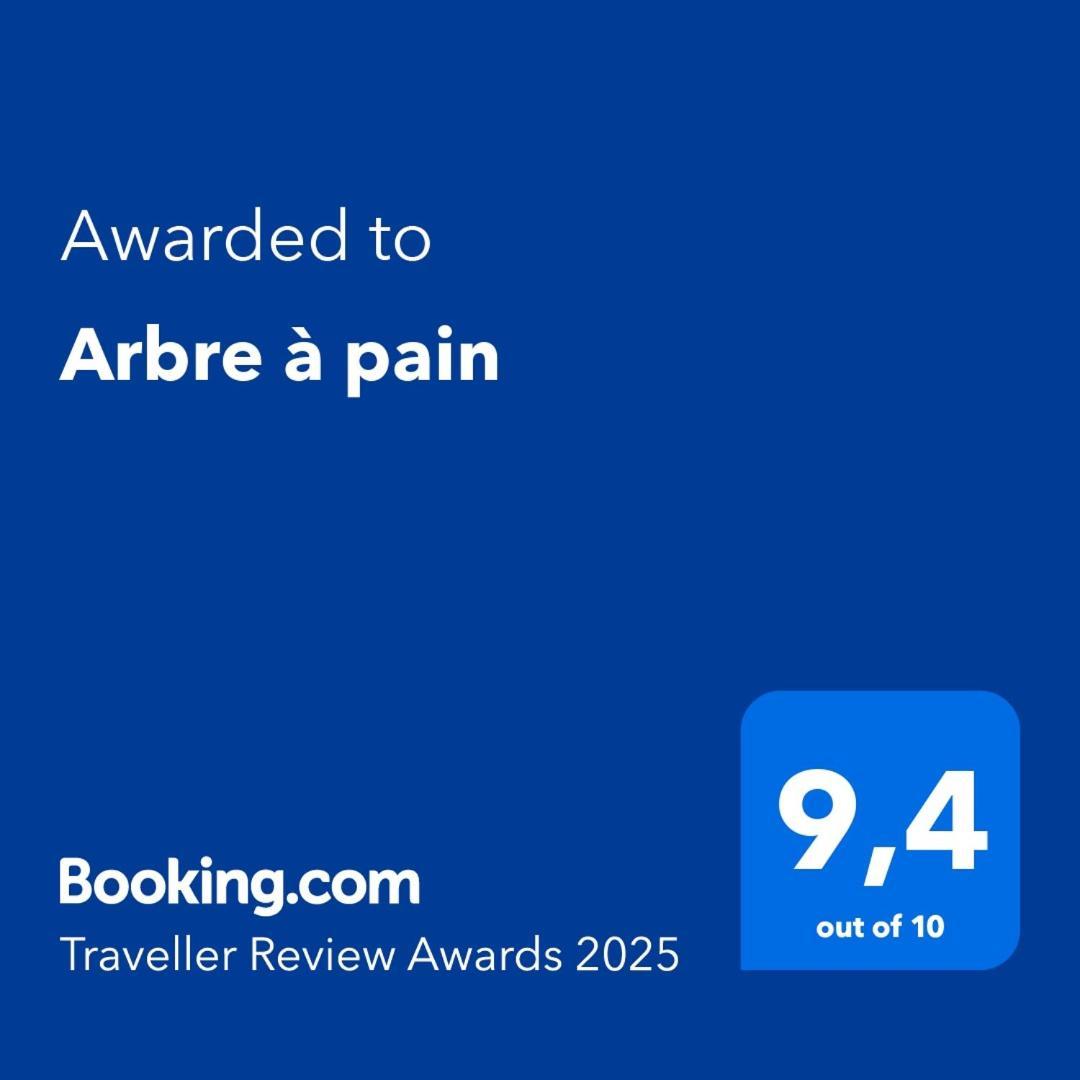 Отель Arbre A Pain Bras-Panon Экстерьер фото